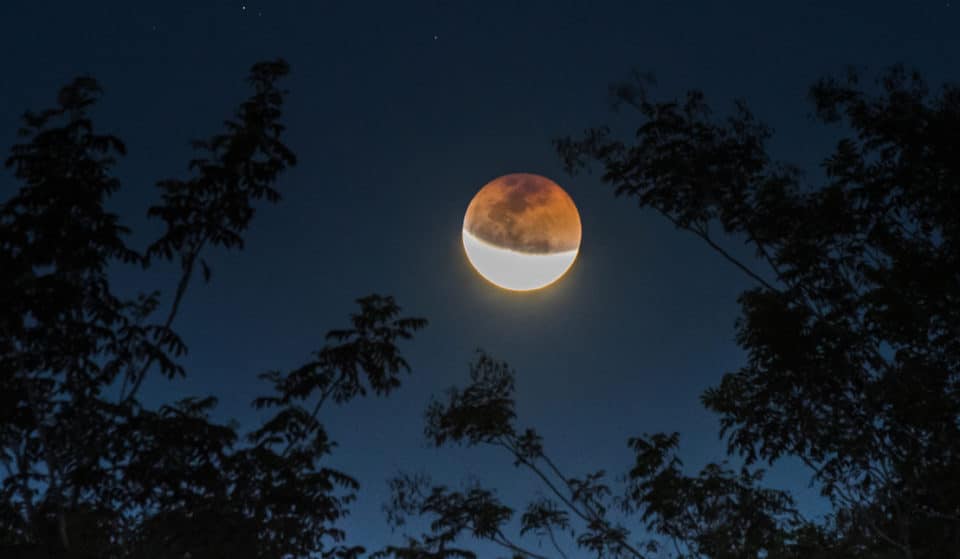 Enjoy The Last Total Lunar Eclipse Until 2025