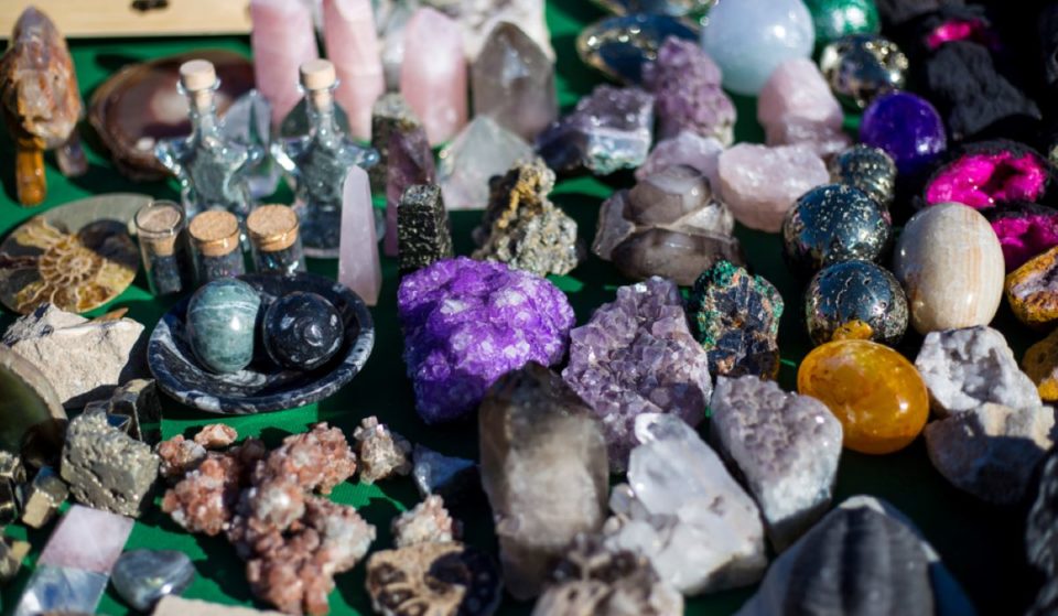 Explore Over 50 Vendors At This Gigantic Crystal Fair In SF