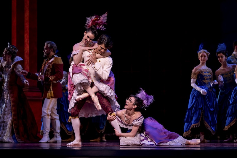 San Francisco Ballet in Wheeldon's Cinderella© 