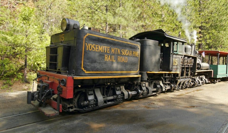 Only One Week Left To Ride This Historic Steam Train Through The Sierra National Forest